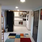 Apartment Namaste къща в село камилски дол
