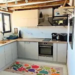 Namaste къща в село камилски дол Apartment