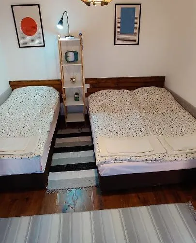 Apartmán Namaste къща в село камилски дол