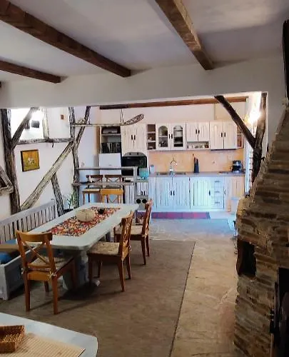 Apartmán Namaste къща в село камилски дол *